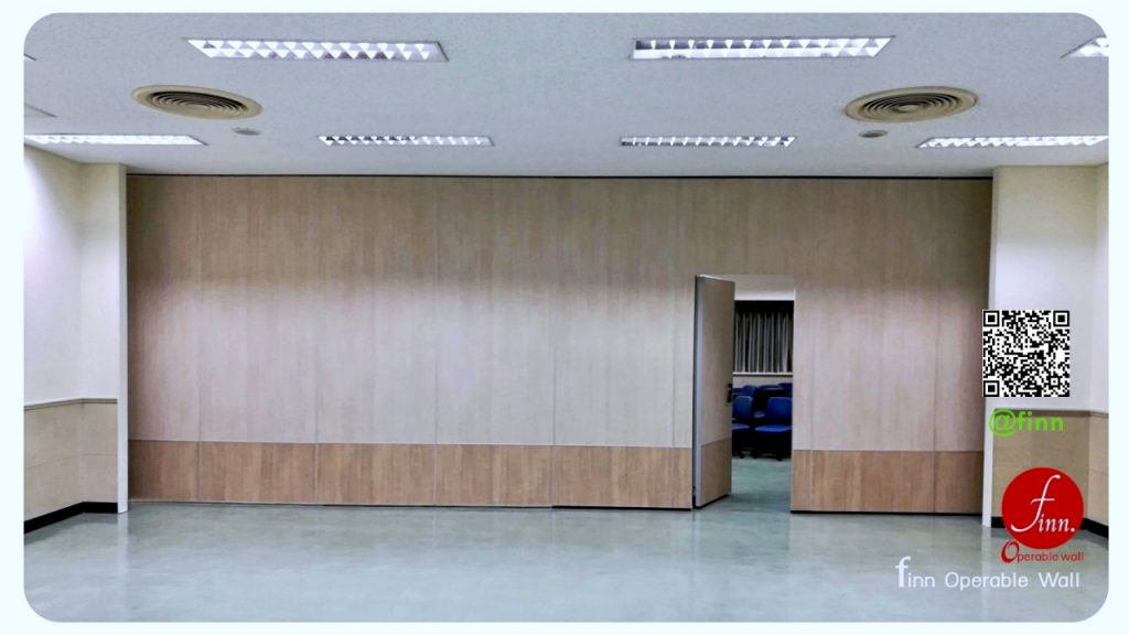 FINN De'cor Thailand ผู้ผลิต และจำหน่าย ผนังกันเสียงเคลื่อนที่ สำหรับกั้นห้องประชุม